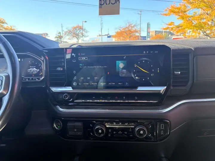 Chevrolet Silverado 1500 2022 photo 4