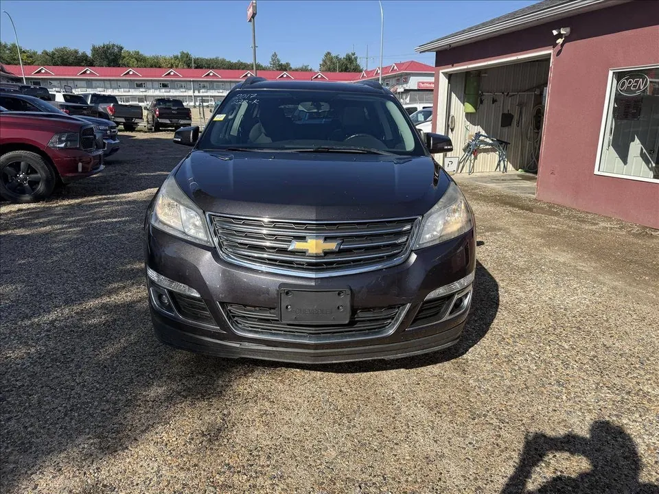 Chevrolet Traverse 2017 photo 2