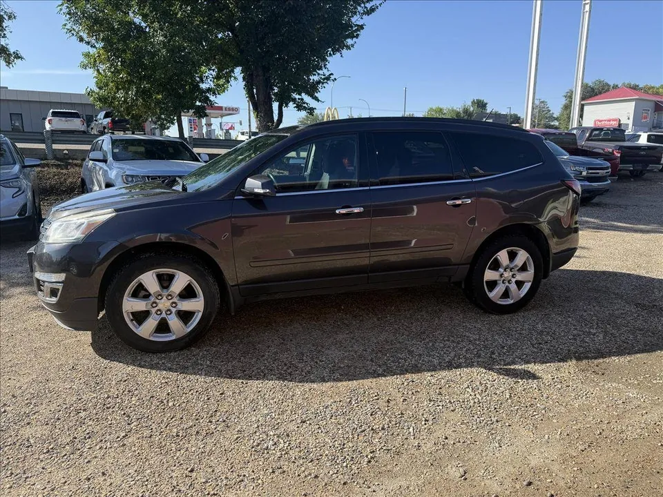 Chevrolet Traverse 2017 photo 3