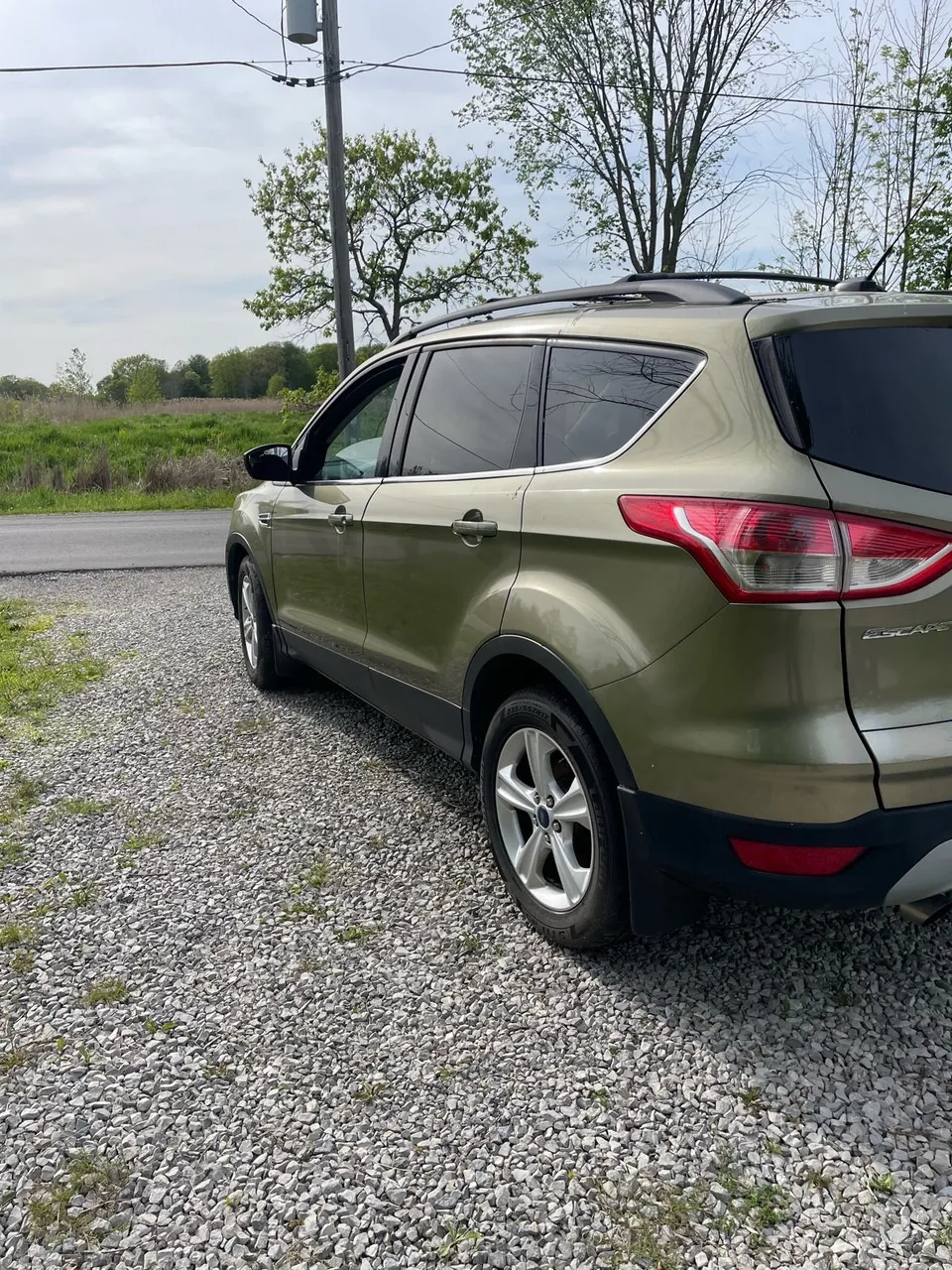 Ford Escape 2014 photo 2