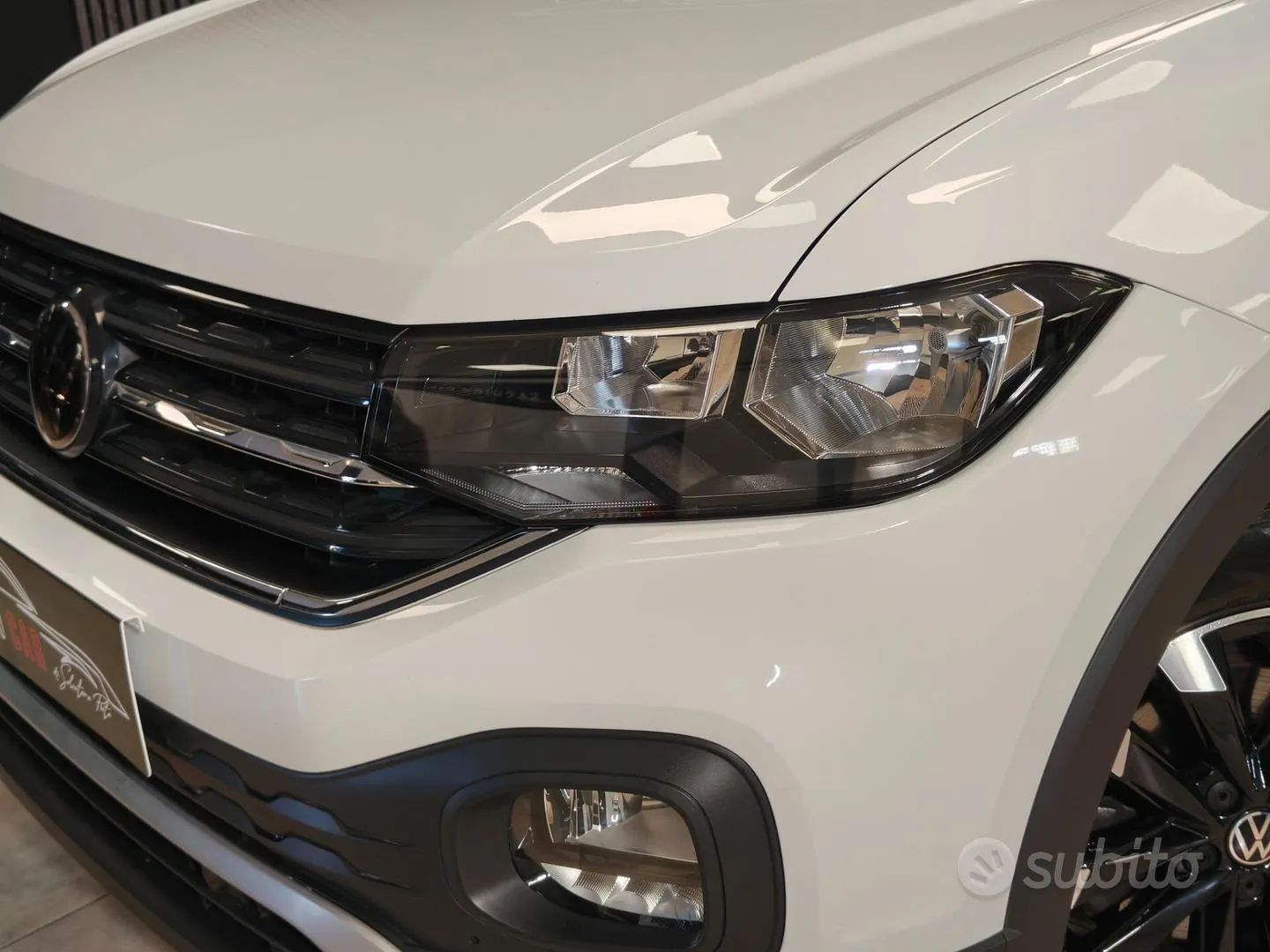 Volkswagen T-Cross 2023 photo 2