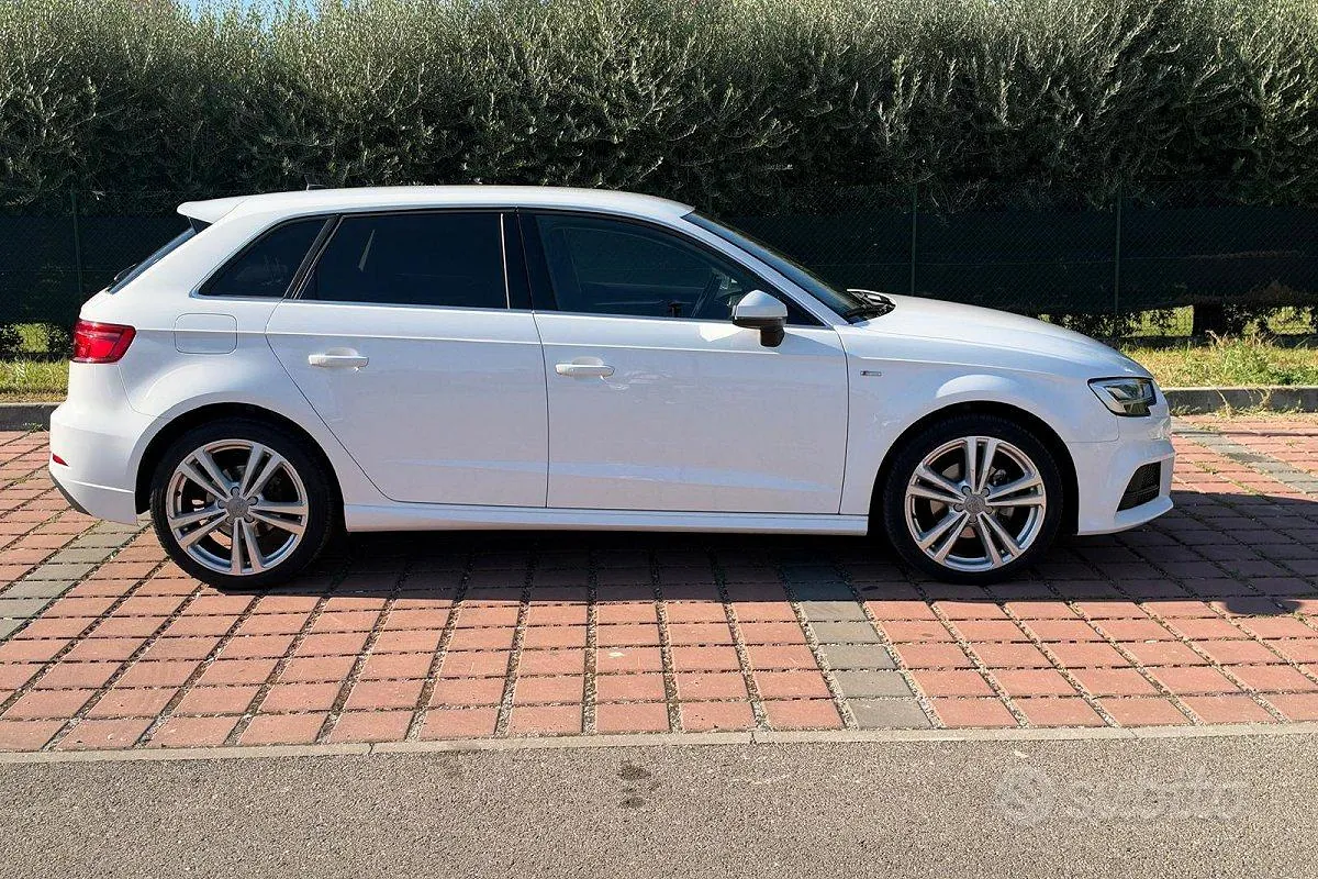 Audi A3 2019 photo 4