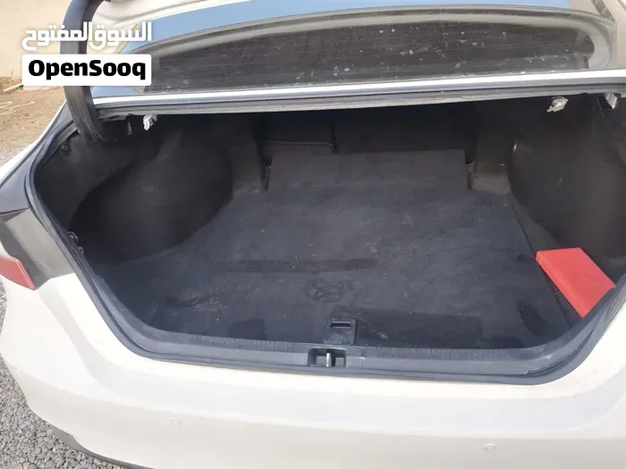 Toyota Camry 2019 photo 3