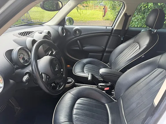 Mini Countryman Cooper S 2011 photo 5