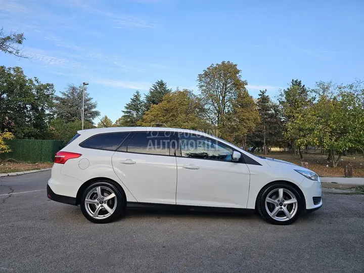 Ford Focus 2017 photo 2