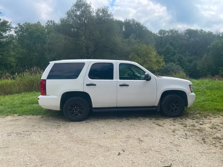 Chevrolet Tahoe 2014 photo 3
