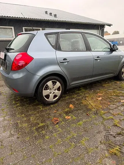 Kia Ceed 2007 photo 3