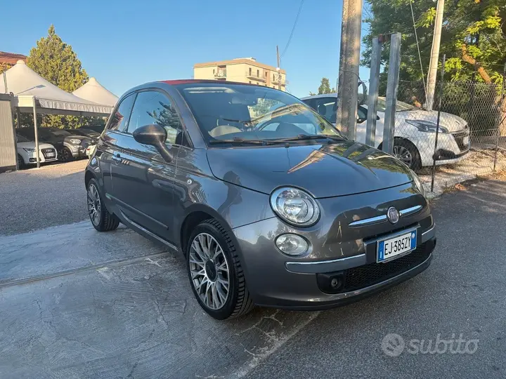 Fiat 500 Cabrio 2011 photo 2