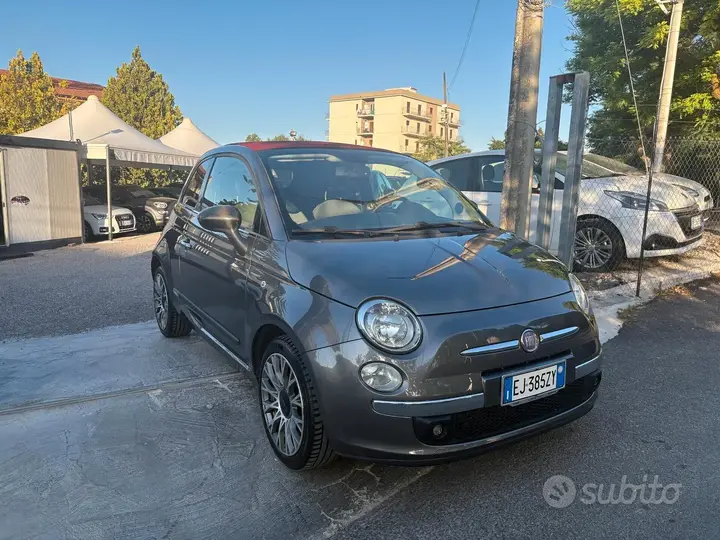 Fiat 500 Cabrio 2011 photo 4