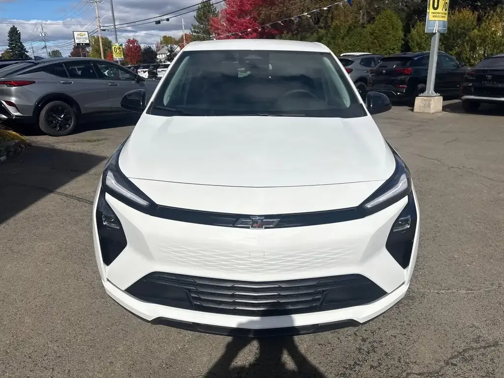Chevrolet Bolt 2027 photo 3