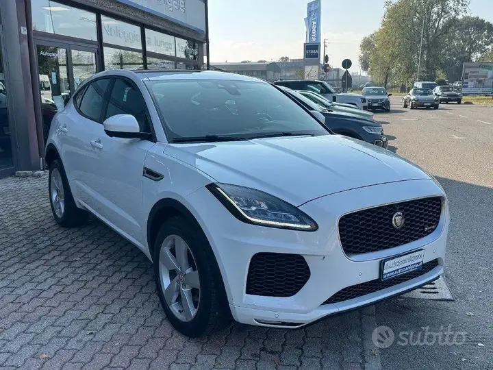 Jaguar E-Pace 2019 photo 3