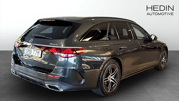 Mercedes-Benz E300 De 2026 photo 4