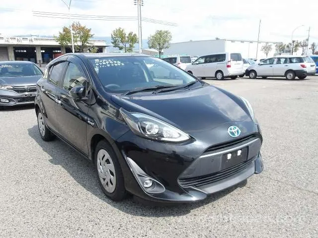 Toyota Aqua S Style