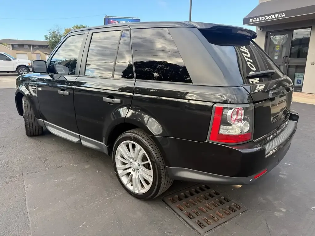 Land Rover Range Rover Sport 2011 photo 3