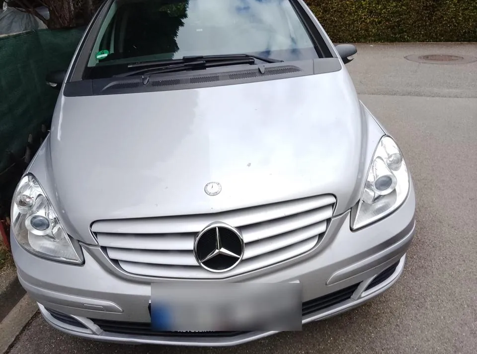Mercedes-Benz B170