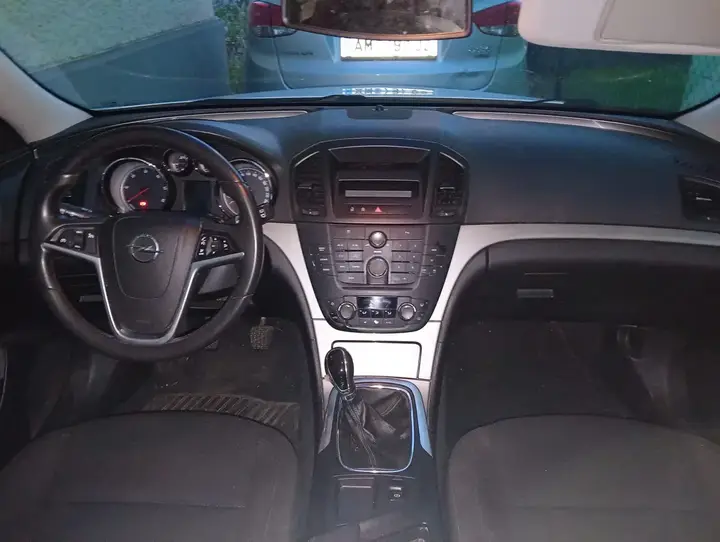 Opel Insignia 2010 photo 3