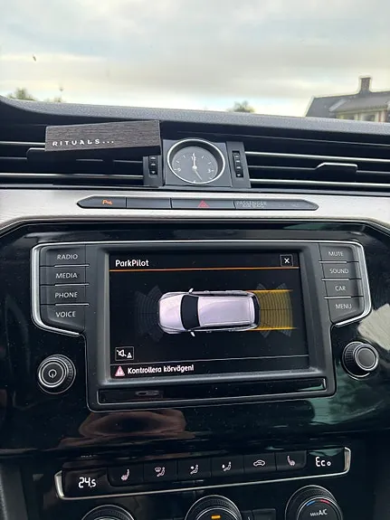 Volkswagen Passat 2016 photo 3