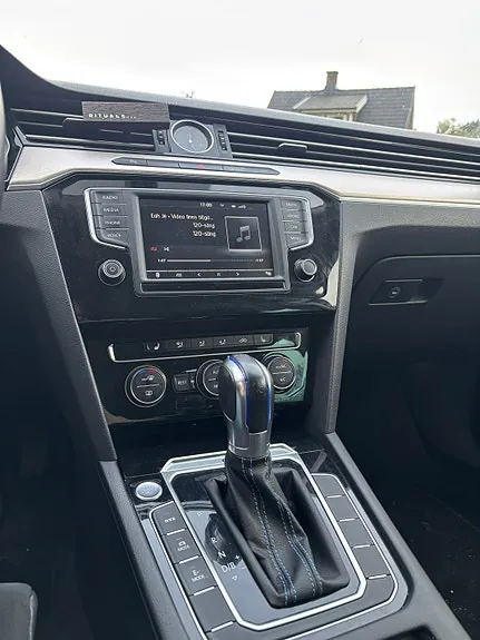 Volkswagen Passat 2016 photo 4