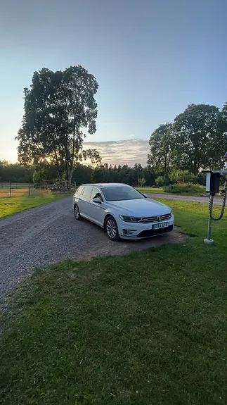 Volkswagen Passat 2016 photo 2