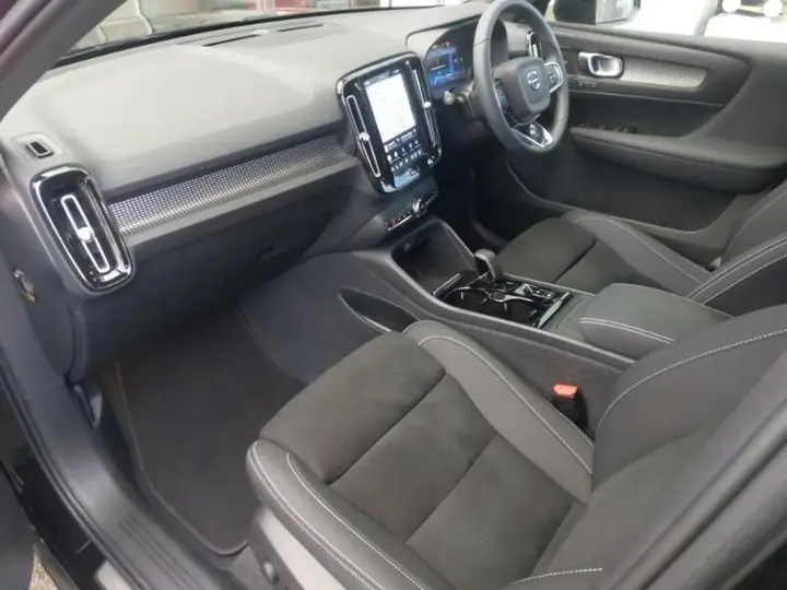 Volvo Xc40 2023 photo 5