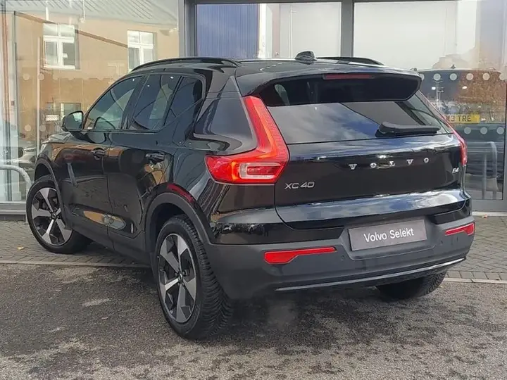 Volvo Xc40 2023 photo 2