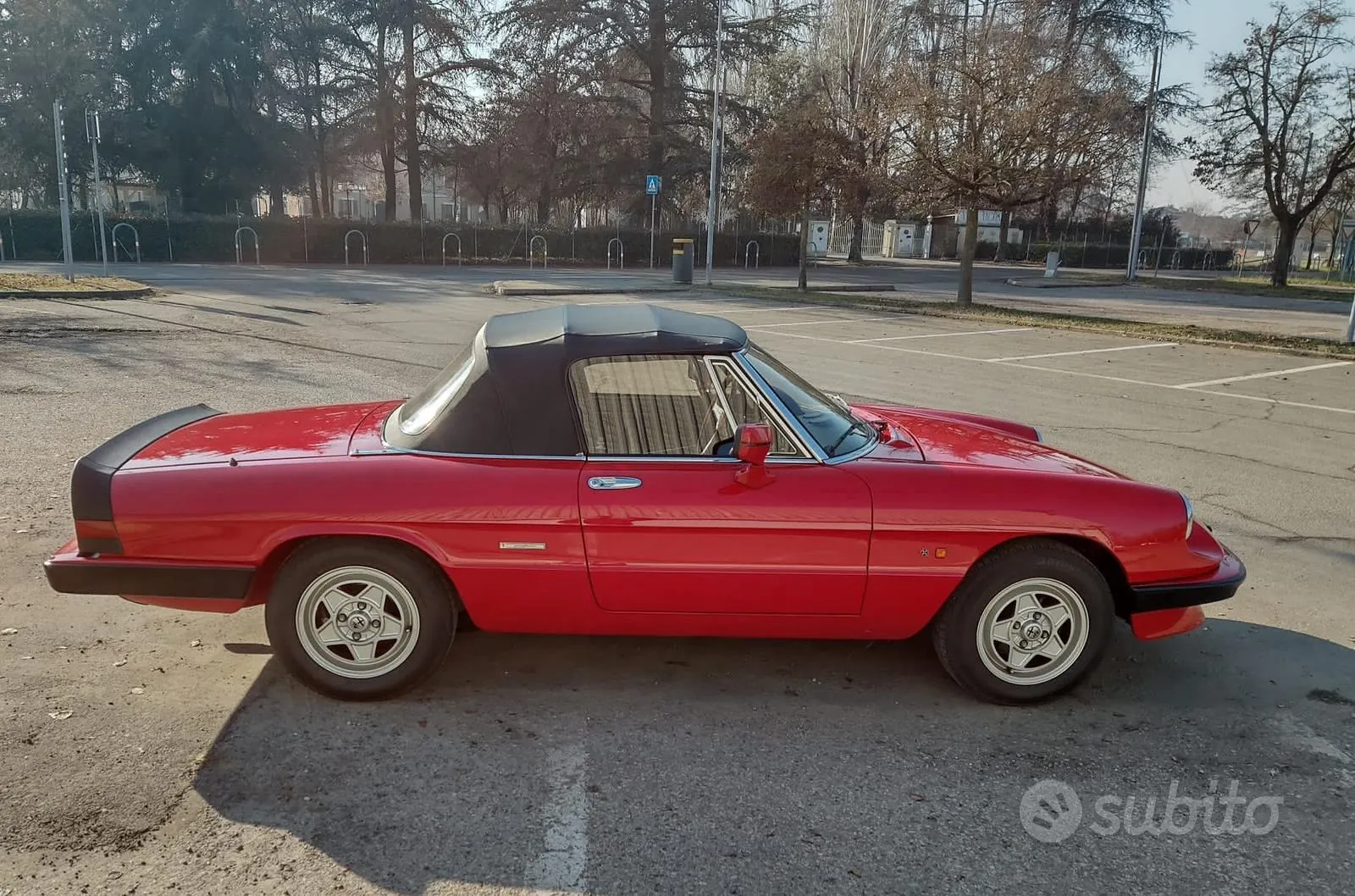 Alfa Romeo Spider 1989 photo 4