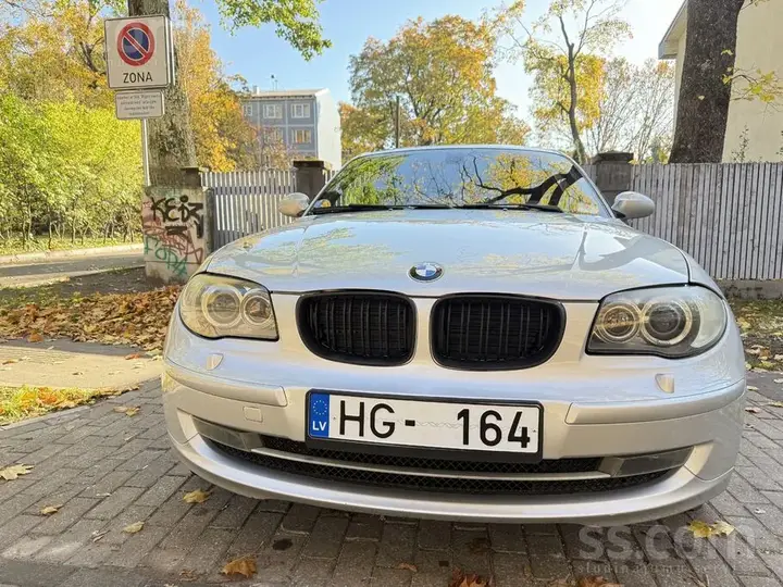 BMW 118D 2008 photo 3