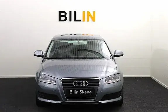 Audi A3 2010 photo 2