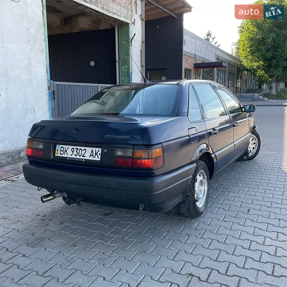 Volkswagen Passat 1991 photo 3