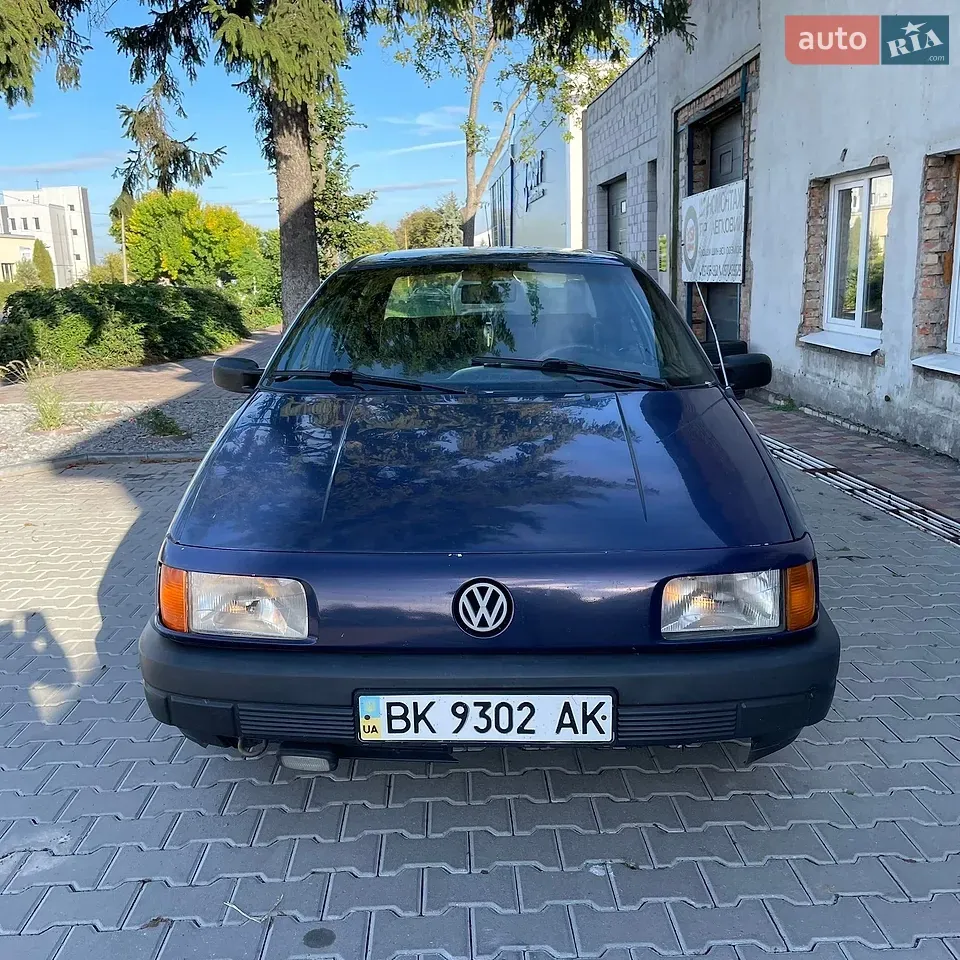 Volkswagen Passat 1991 photo 4