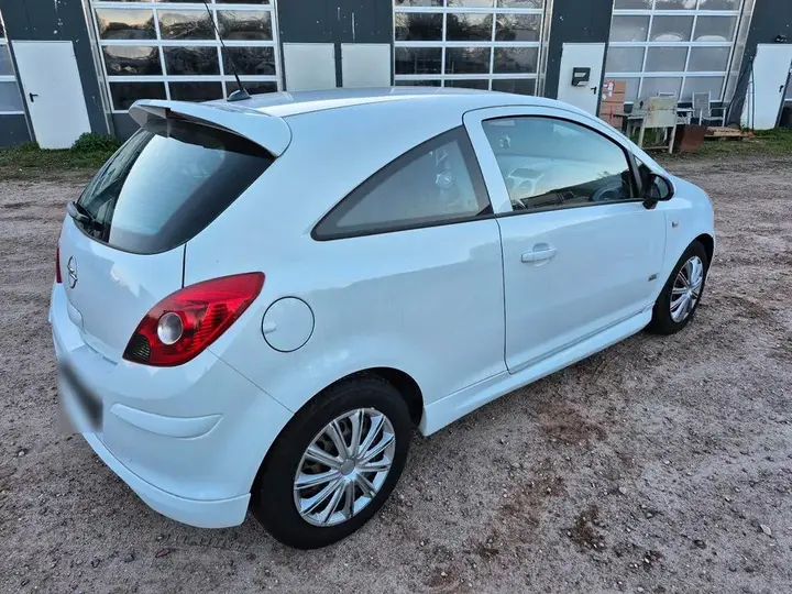 Opel Corsa D