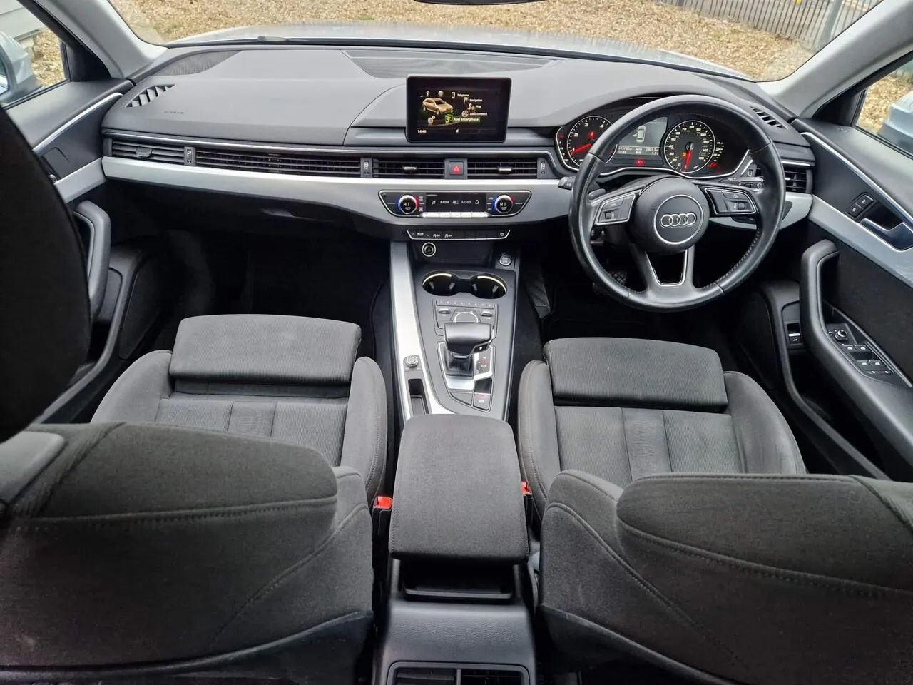 Audi A4 Avant 2016 photo 4