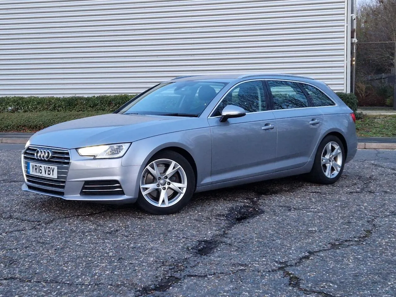 Audi A4 Avant 2016 photo 3