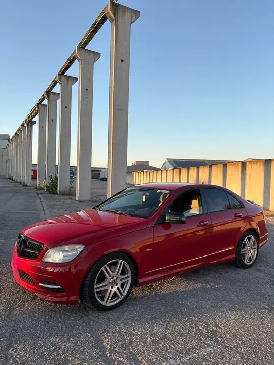 Mercedes-Benz C-Class 2010 photo 3