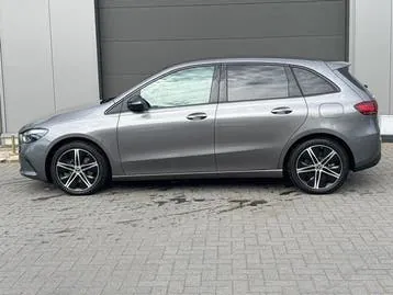 Mercedes-Benz B-Class 2023 photo 2
