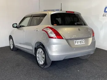 Suzuki Swift 2010 photo 5