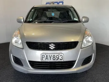 Suzuki Swift 2010 photo 3