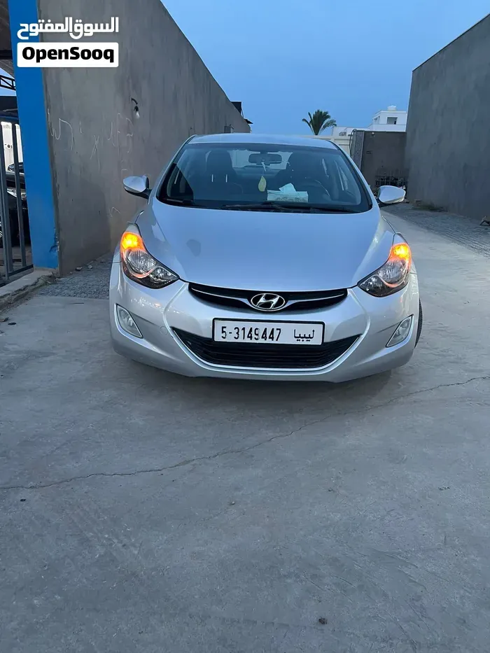 Hyundai Avante 2012 photo 4