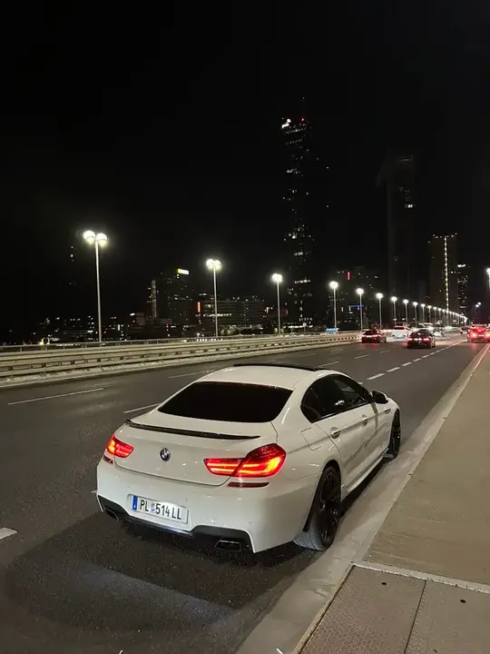 BMW 6 Series 2013 photo 2