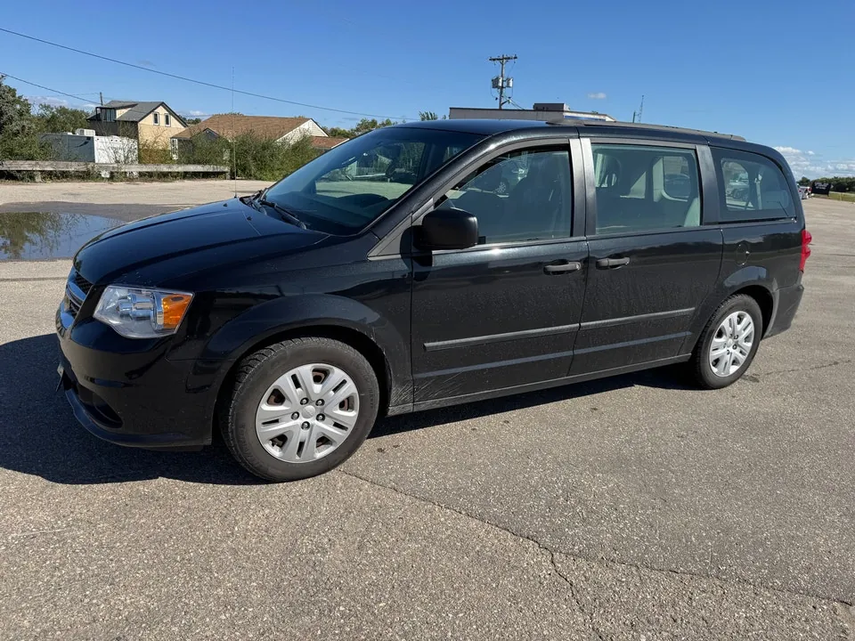 Dodge Grand Caravan 2014 photo 2