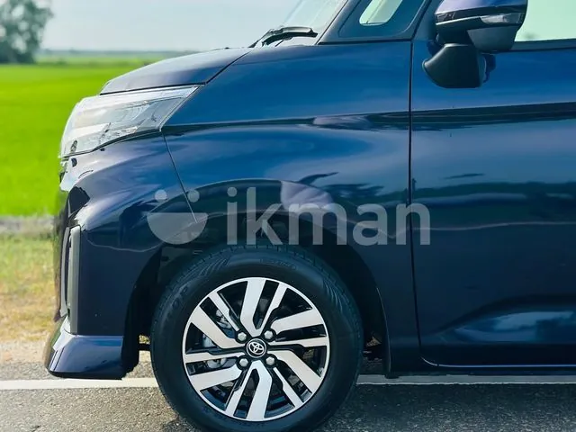 Toyota Roomy 2025 photo 3