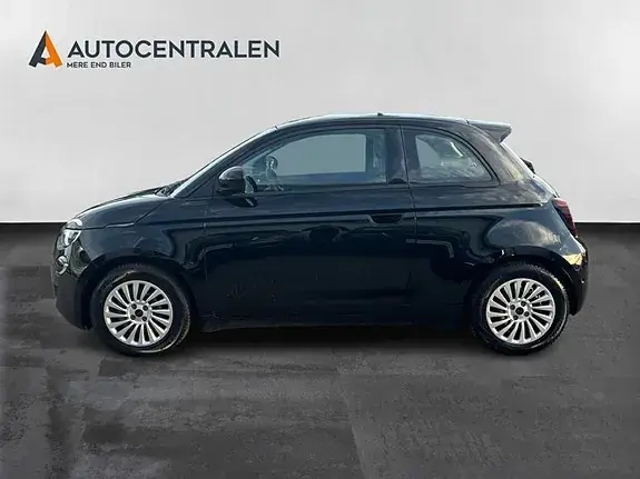 Fiat 500E 2023 photo 3