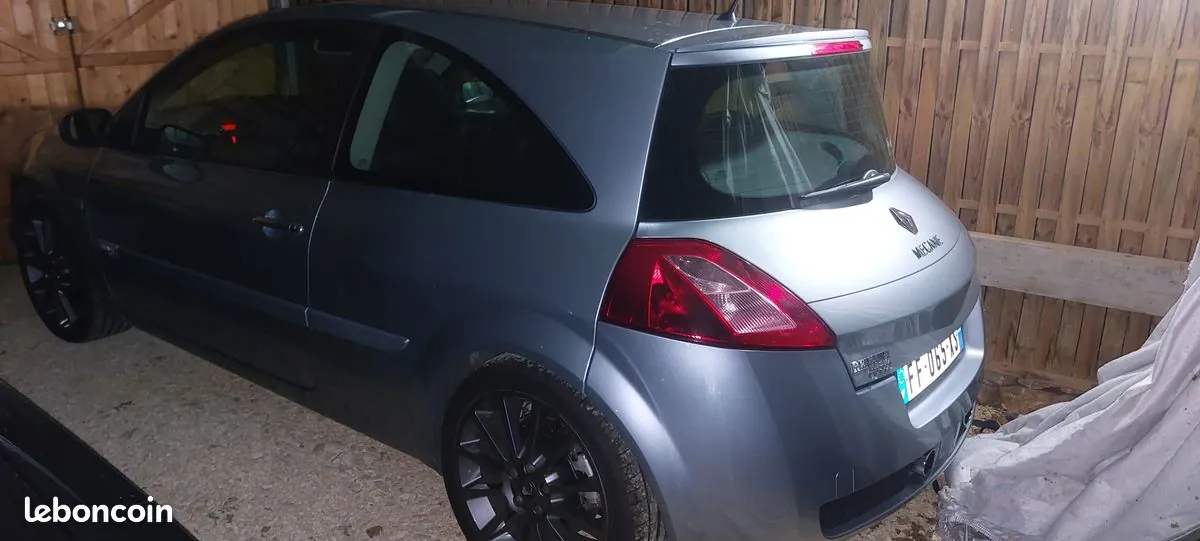 Renault Megane 2006 photo 2