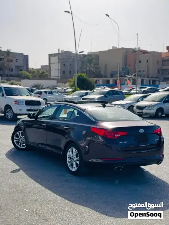 Kia Optima 2012 photo 2