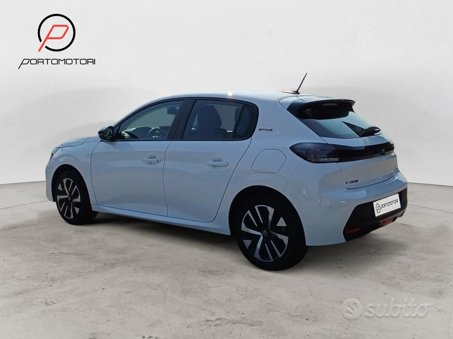 Peugeot E-208 2026 photo 3