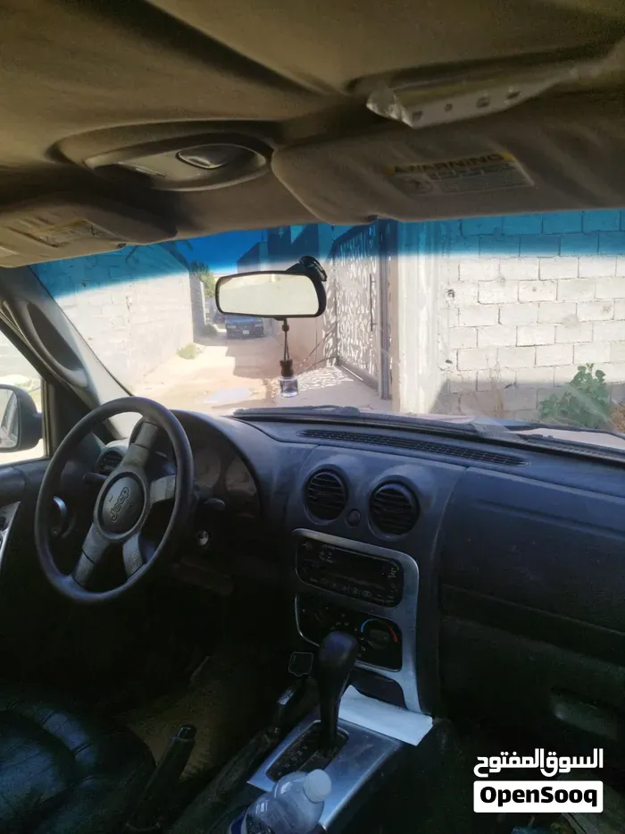 Jeep Liberty 2007 photo 3
