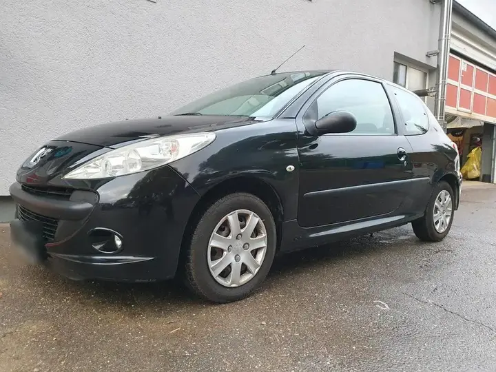 Peugeot 206