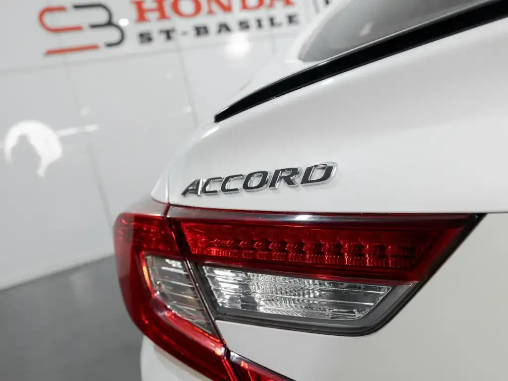 Honda Accord 2022 photo 3
