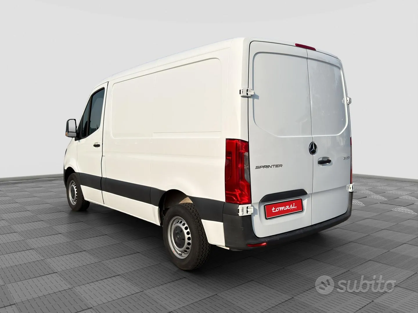 Mercedes-Benz Sprinter 2024 photo 3