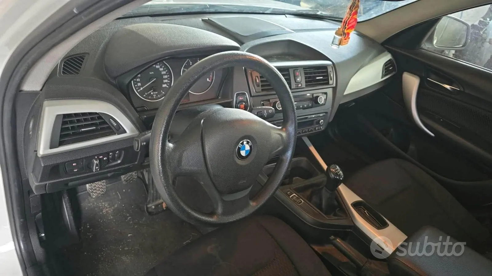 BMW F20 2011 photo 5